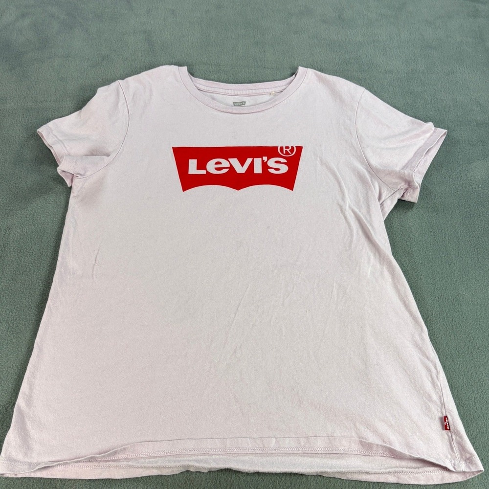 Levis Womens Batwing Logo Graphic T-Shirt Light Purple Lavender Size Large‎